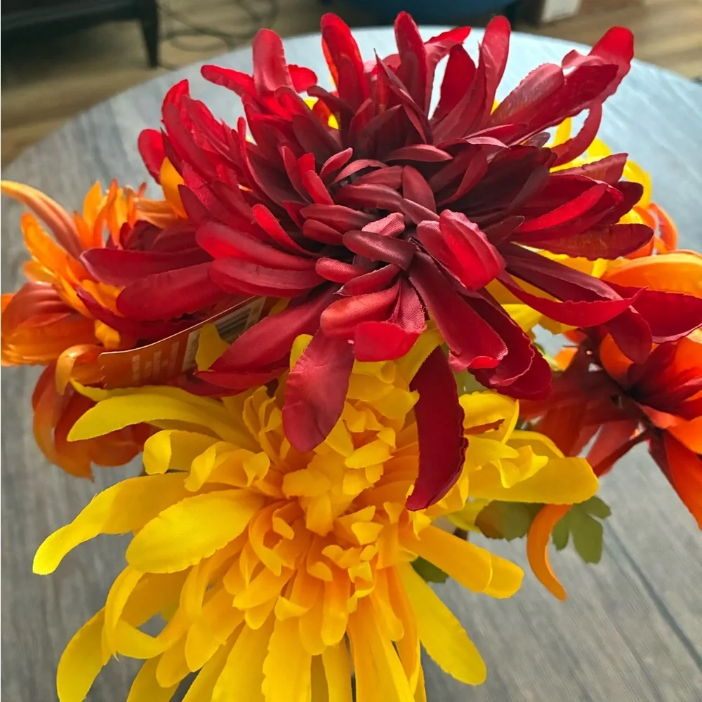Potted Floral Artificial Chrysanthemum Arrangement